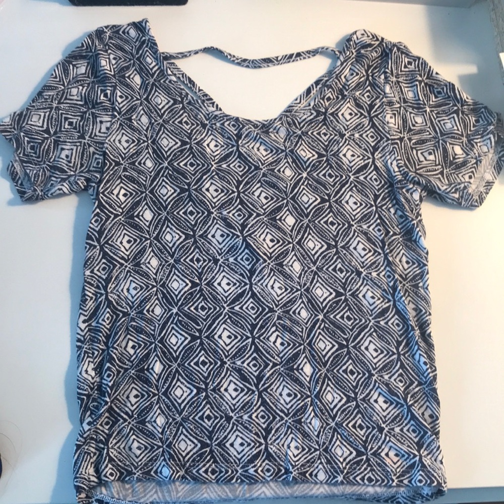 Open/strappy back T-shirt